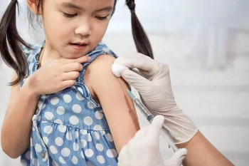 A child gets an immunotherapy shot