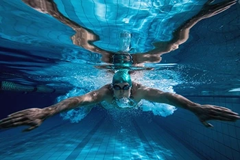 Opening your eyes underwater can cause retina and cornea conditions