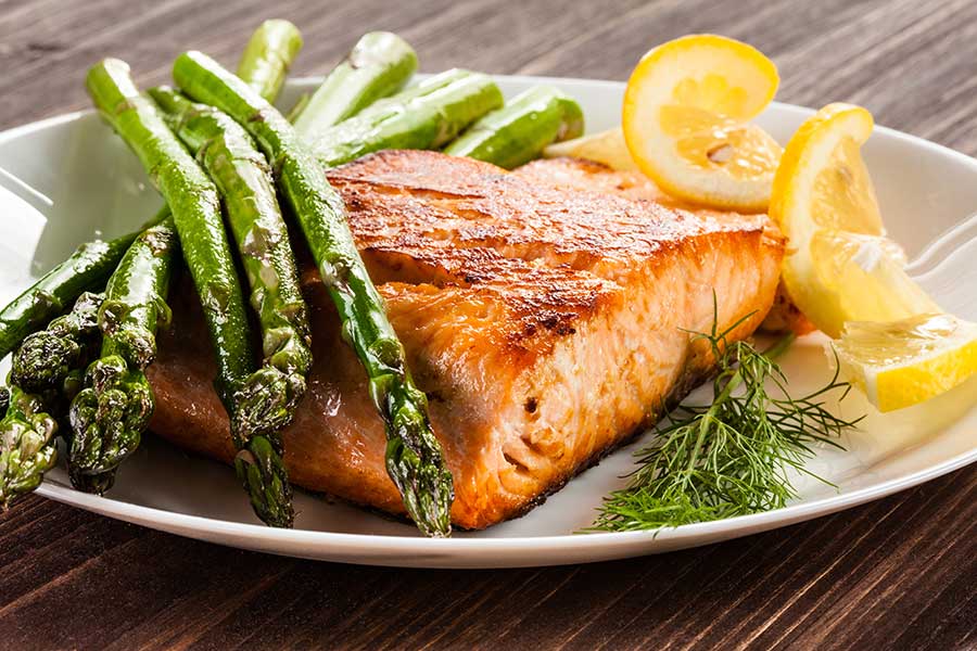 Salmon and asparagus